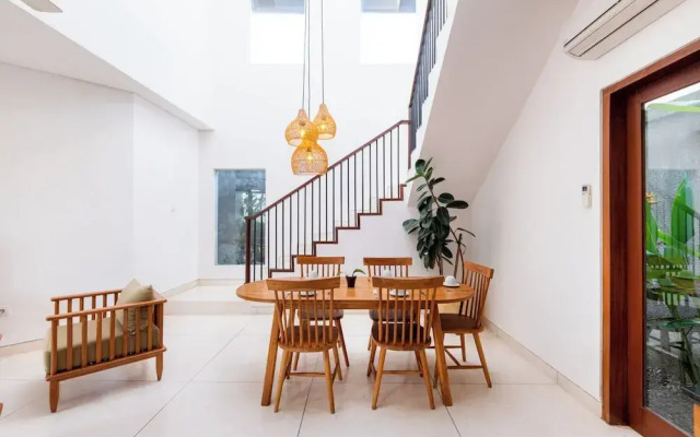 Floros Villa Canggu by Uniquecations