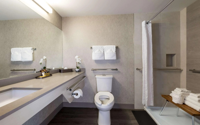 Best Western Plus Tin Wis Resort