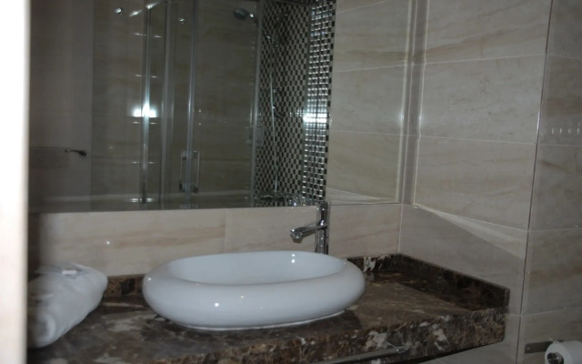 Hotel A44