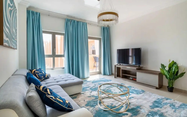 Pool View 1BR on Palm Jumeirah