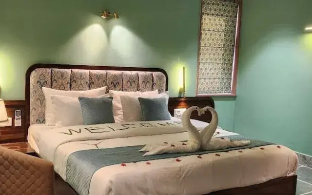 Raasvan Vrindavan  AM Hotel Kollection