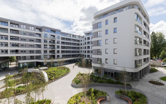 Obrońców Wybrzeża Gdynia by Renters