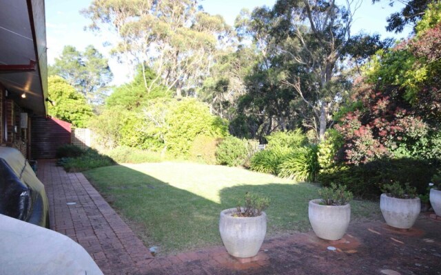 Rosella Retreat