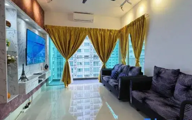Razak City Fully Air-Con Suite @ Sungai Besi KL