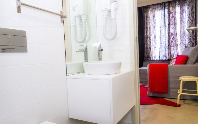 Liiiving in Porto - Bolhão Garden Apartment