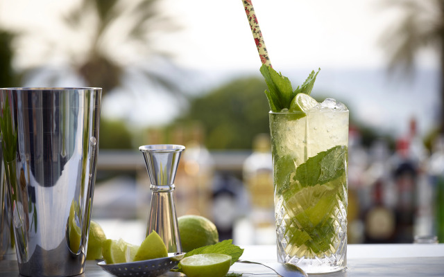 Amathus Elite Suites(Ixia)