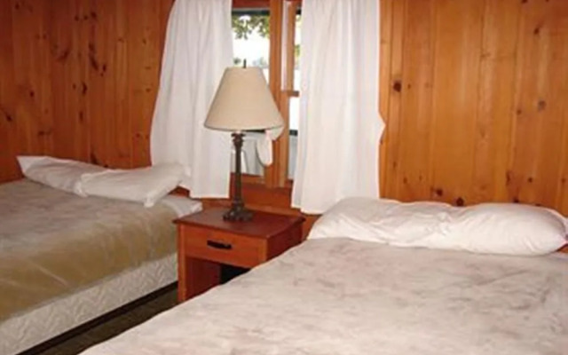 Anchorage at the Lake