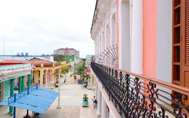 Hotel E. Rueda