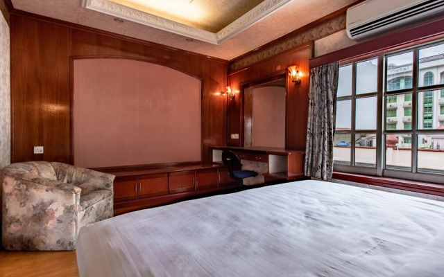 OYO 89735 The Dream Hotel