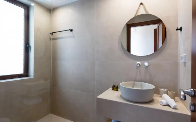 Villa Natura - With Private Heated Pool