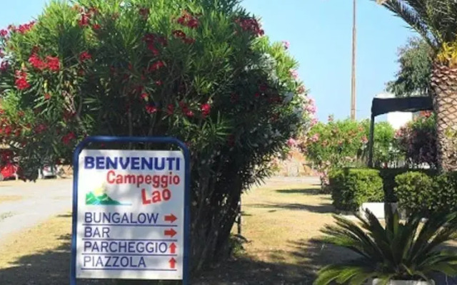 Campeggio Lao