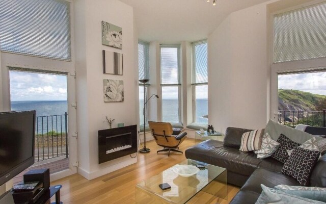 Apartment 4 Granville Point