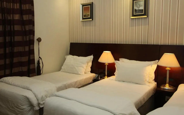 Al Saraya Eman Hotel