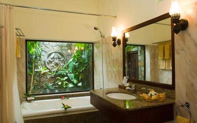 Cham Villas Boutique Luxury Resort