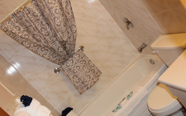 Shenstone Motor Inn & Restaurant