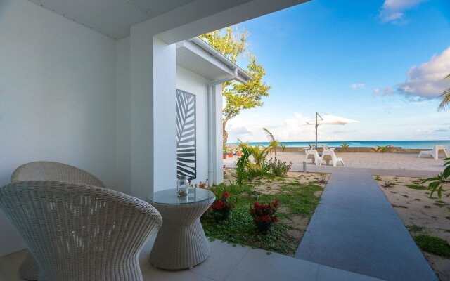 Le Nautique Luxury Beachfront Apartments