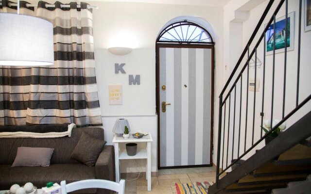 Apartment with One Bedroom in Palermo, with Balcony And Wifi - 9 Km From the Beach