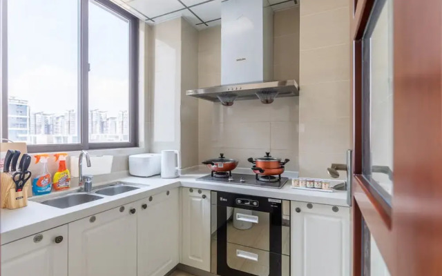 Locals Boutique Apartment Qianshan No.13