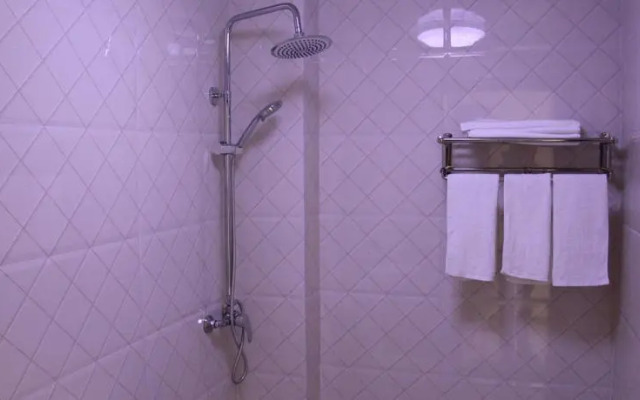 Jiuhuamiao Qianguzhen Renjia