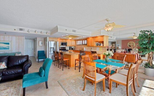 Trillium 4A Beach Front Condo With Private Balcony/amazing Views