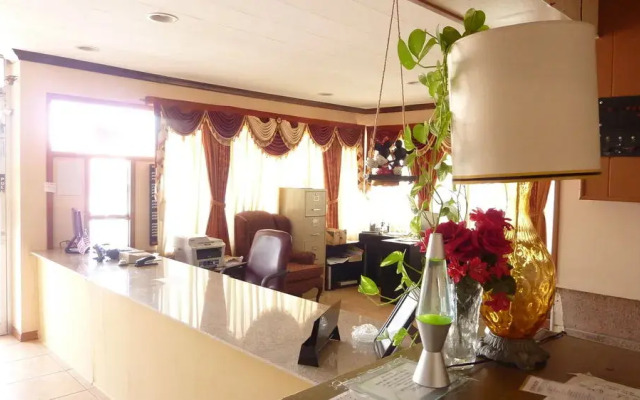 Executive Inn