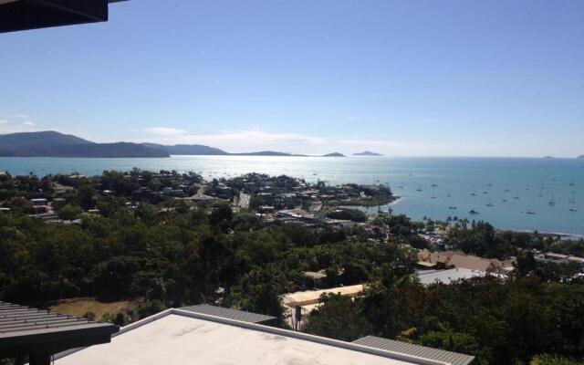 Whitsunday Reflections Apartments