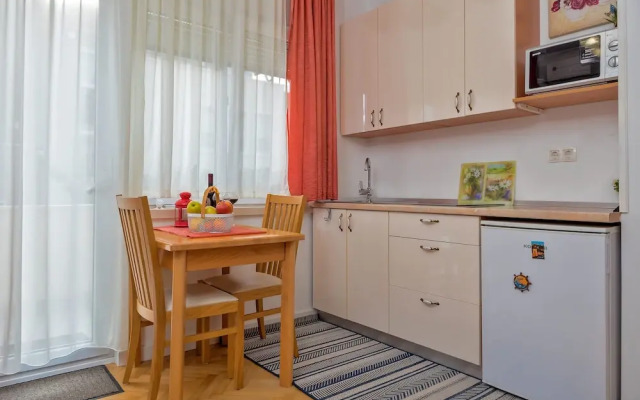 Apartments Emi