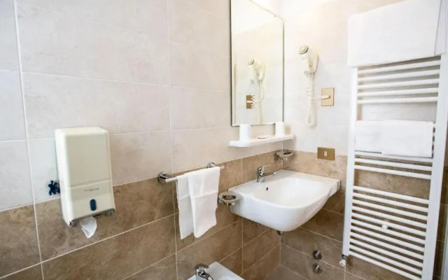Eco Hotel Edy