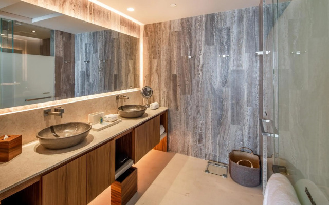 The Club at Solaz, Luxury Villas