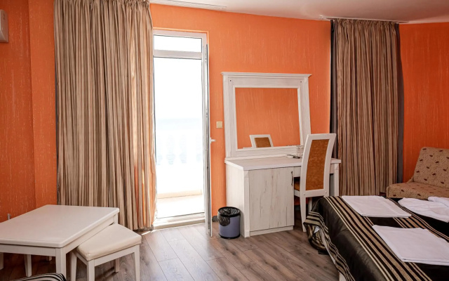 Hotel Paros