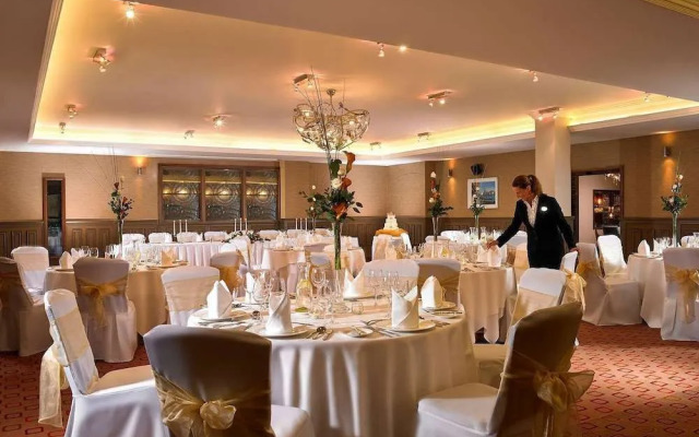 Westport Plaza Hotel