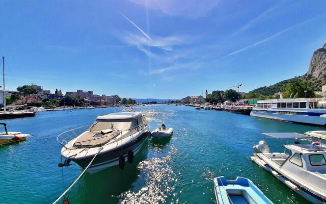 Beach apartment Ivanka in Omis