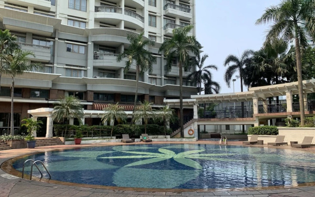 Big And Cozy 2Br + 1 At Somerset Grand Citra Apartment