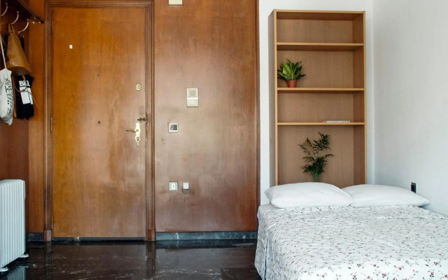 Top floor studio with endless view