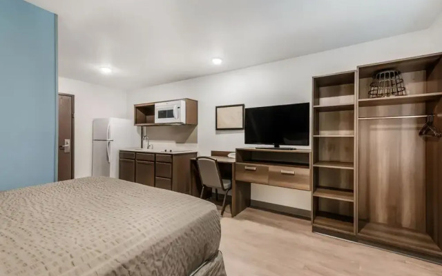 WoodSpring Suites Charlotte - University Research Park