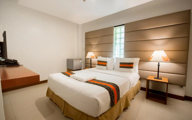 Sur Beach Resort