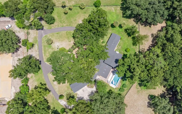 Spacious Country Estate