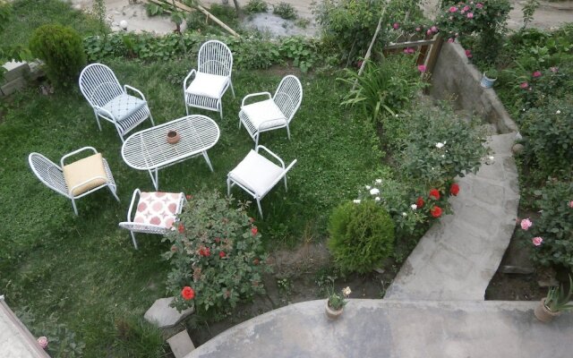Bhuribake Guest House Hunza