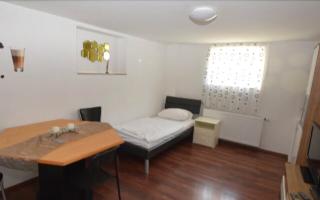 AB Apartment 12