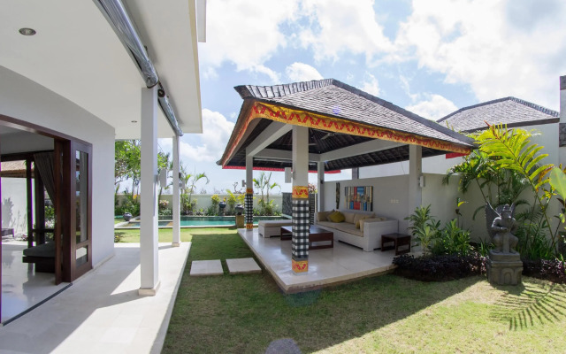 Villa Seratus