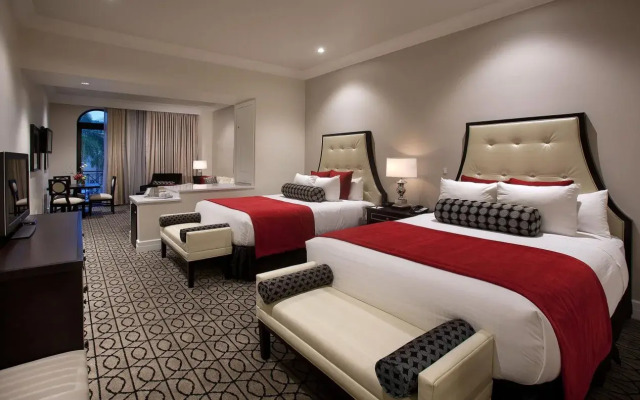 Club Level Suites At Inn On The Fifth