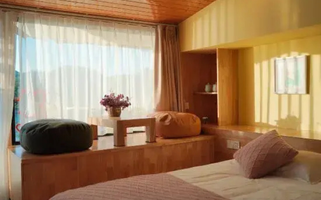 Guyan Huaxiang Jiangnan Hostel