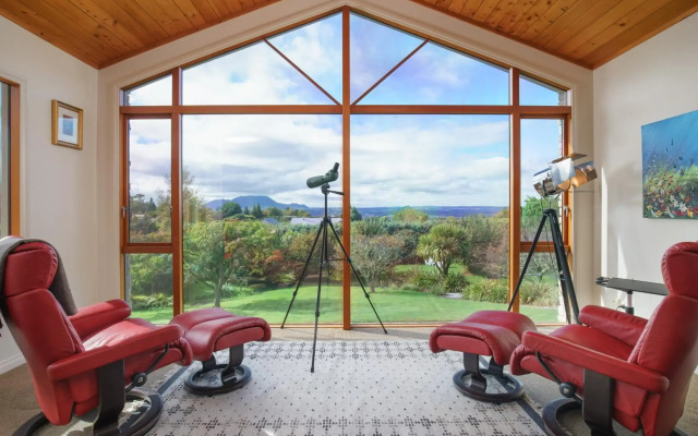 Chalet Eiger Lodge