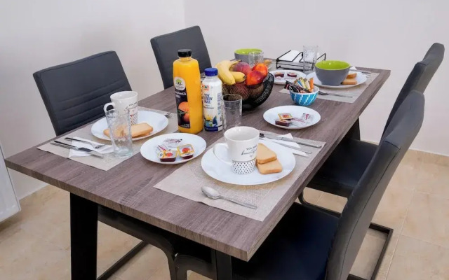 Barbaras Apartments