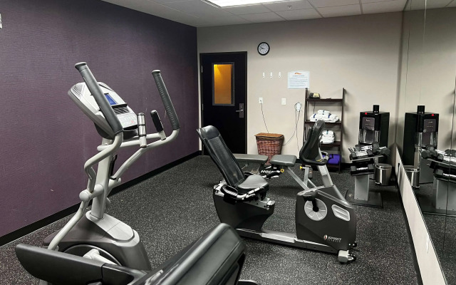 Baymont by Wyndham College Station