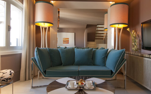 Sina Centurion Palace Hotel