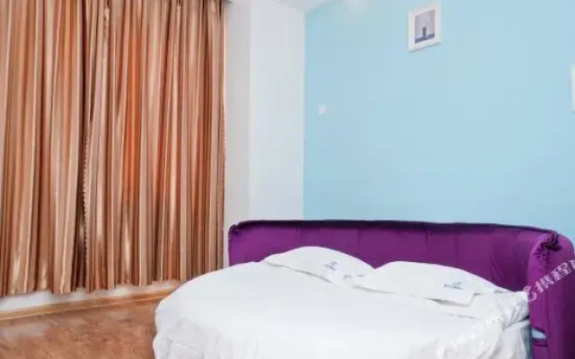 Ouber Theme Hotel (Zibo Crystal Street Shandong University of Technology)