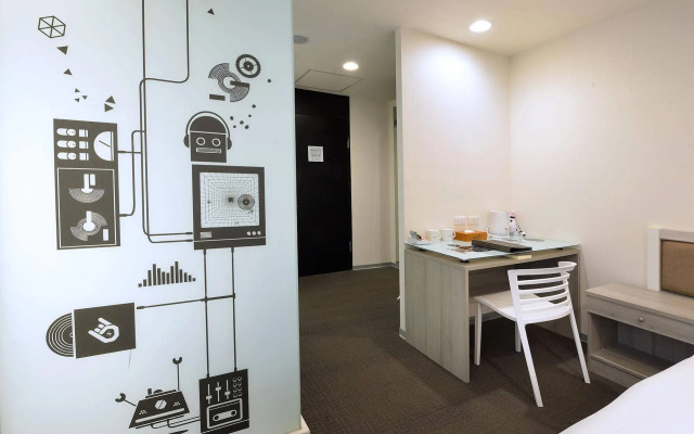 OLAH Poshtel - Taichung Station