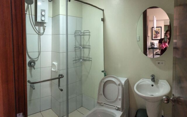 Cozy Furnished Rooms at Horizons 101