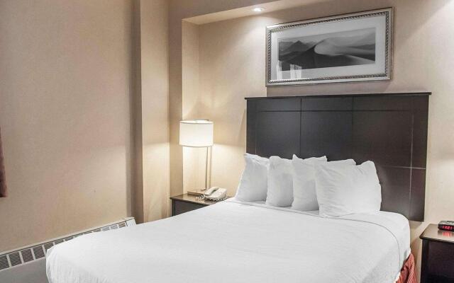 EconoLodge Downtown Toronto